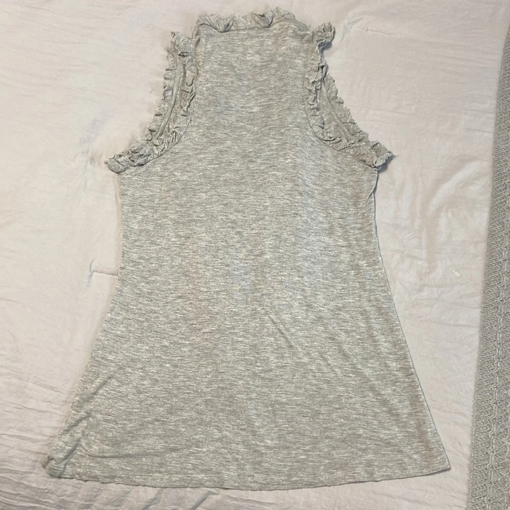 Kenar Ruffle Tank - Picture 9 of 10